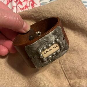dream big Leather Snap Bracelet